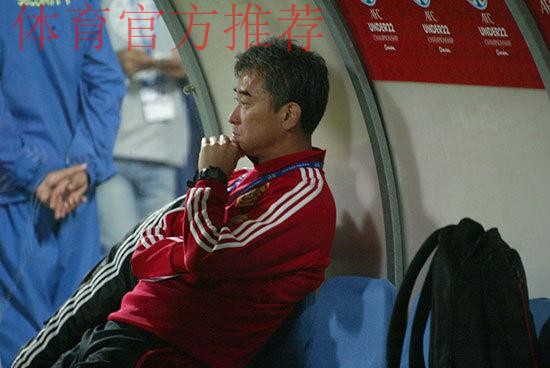 傅博:队员实战经验少 心理关需早日突破 傅博:队员实战经验少 心理关需早日突破